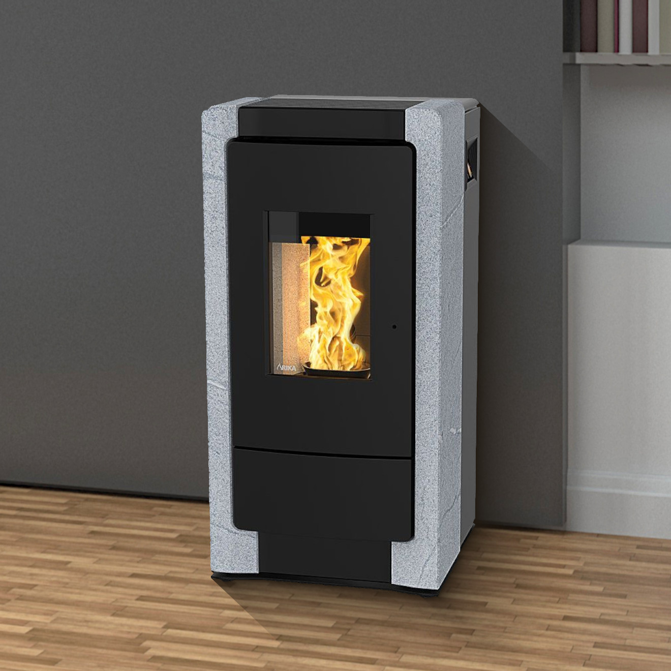 RIKA Como II pelletkachel met spekstenen zijbekleding in modern interieur